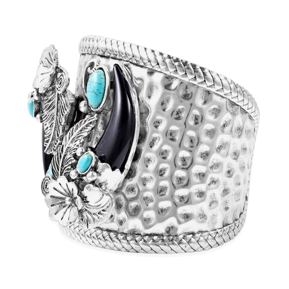 Cuff Bracelet, blue howlite crystal and silver chroma. Southwestern motif. 7.5" - Picture 5 of 6